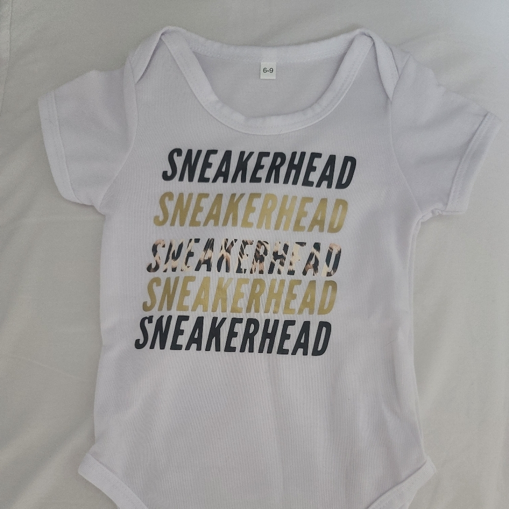 Handmade Onsie (6-9months) - Picture 2 of 3